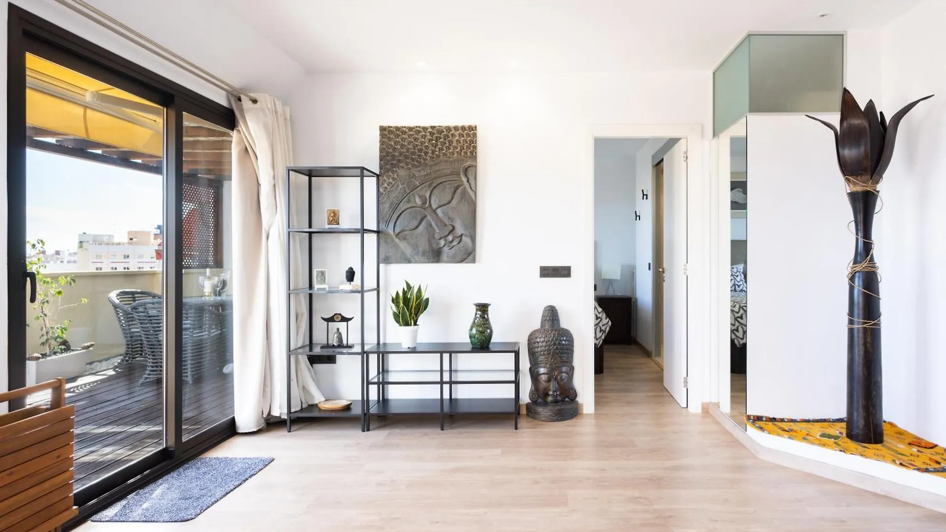 Home2Book Chic Penthouse With Terrace, Santa Cruz